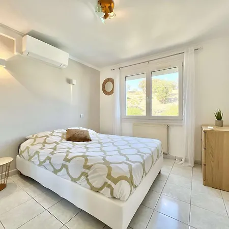 Les Issambres, 7 Pieces, 10 Personnes - Fr-1-632-26 Villa Les Issambres